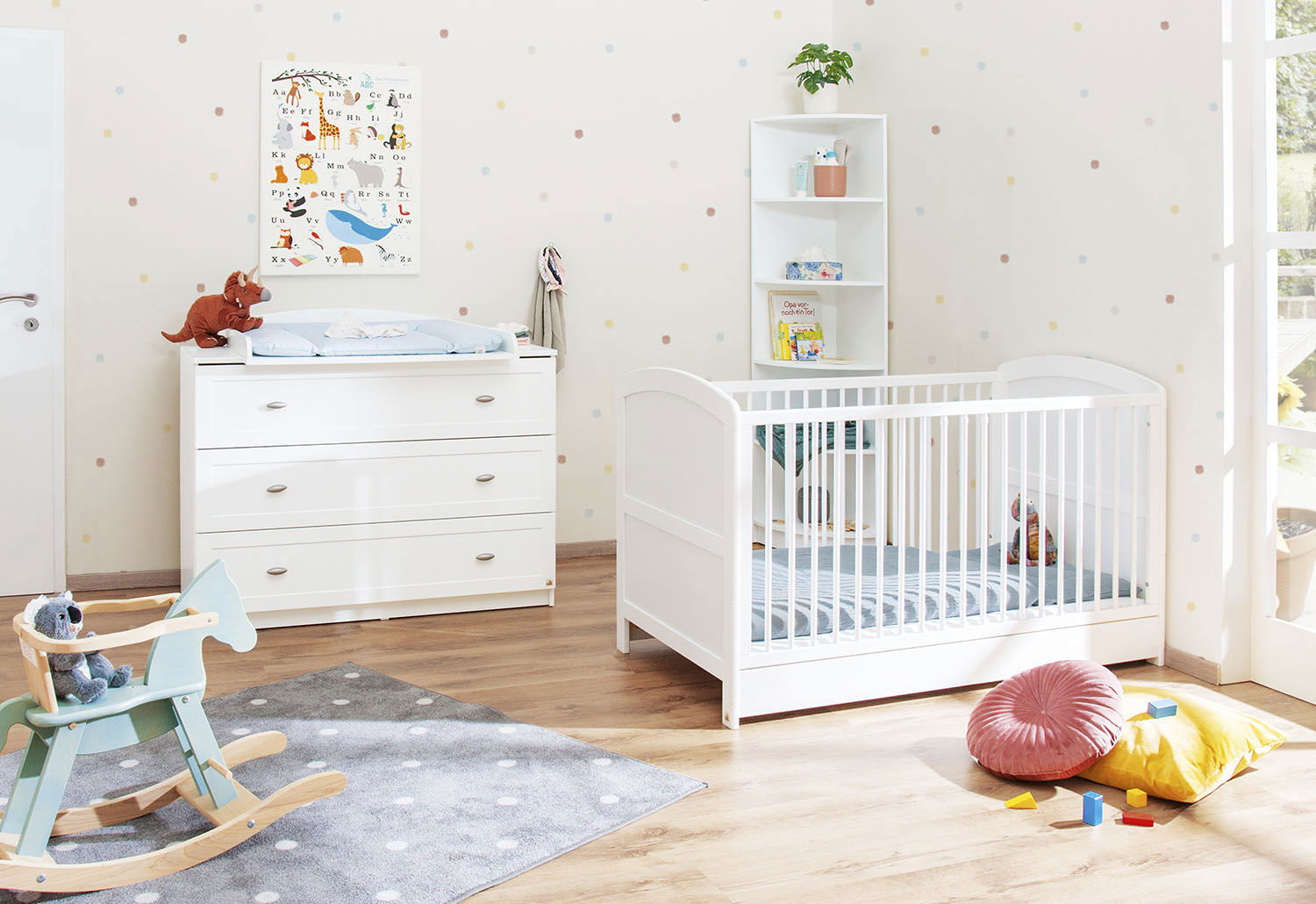 Pinolino Laura Babyzimmer-Set 2tlg. weiß, 1x Kinderbett, 1x Wickelkommode