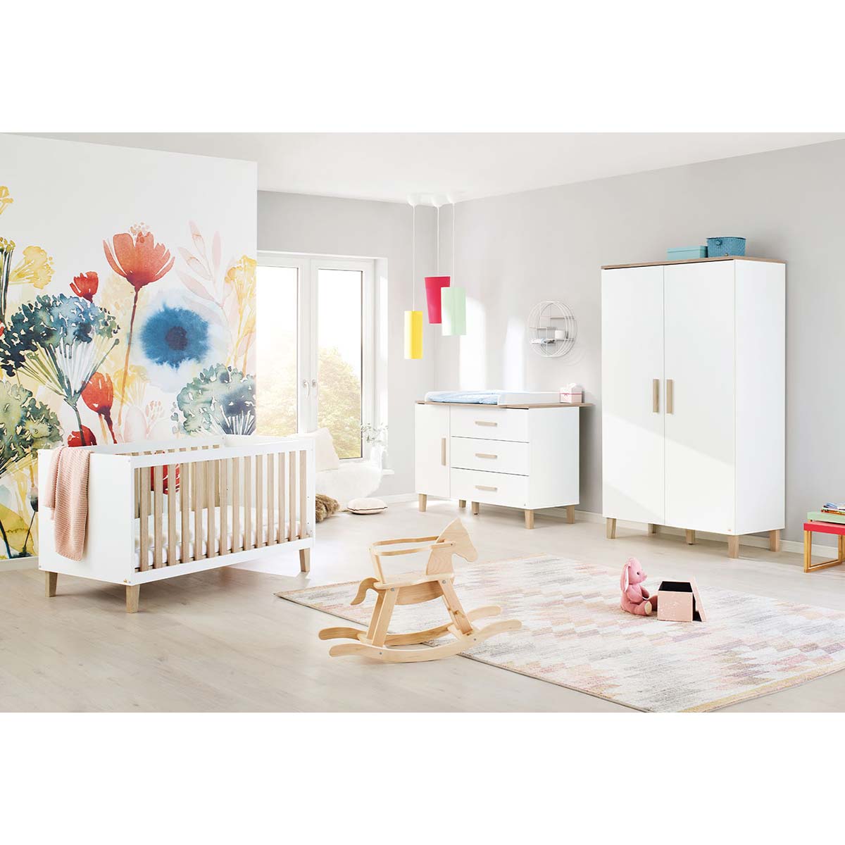 Pinolino Lumi Babyzimmer Set 3-tlg. extrabreit, groß, 1x Kinderbett, 1x Wickelkommode, 1x Kleiderschrank