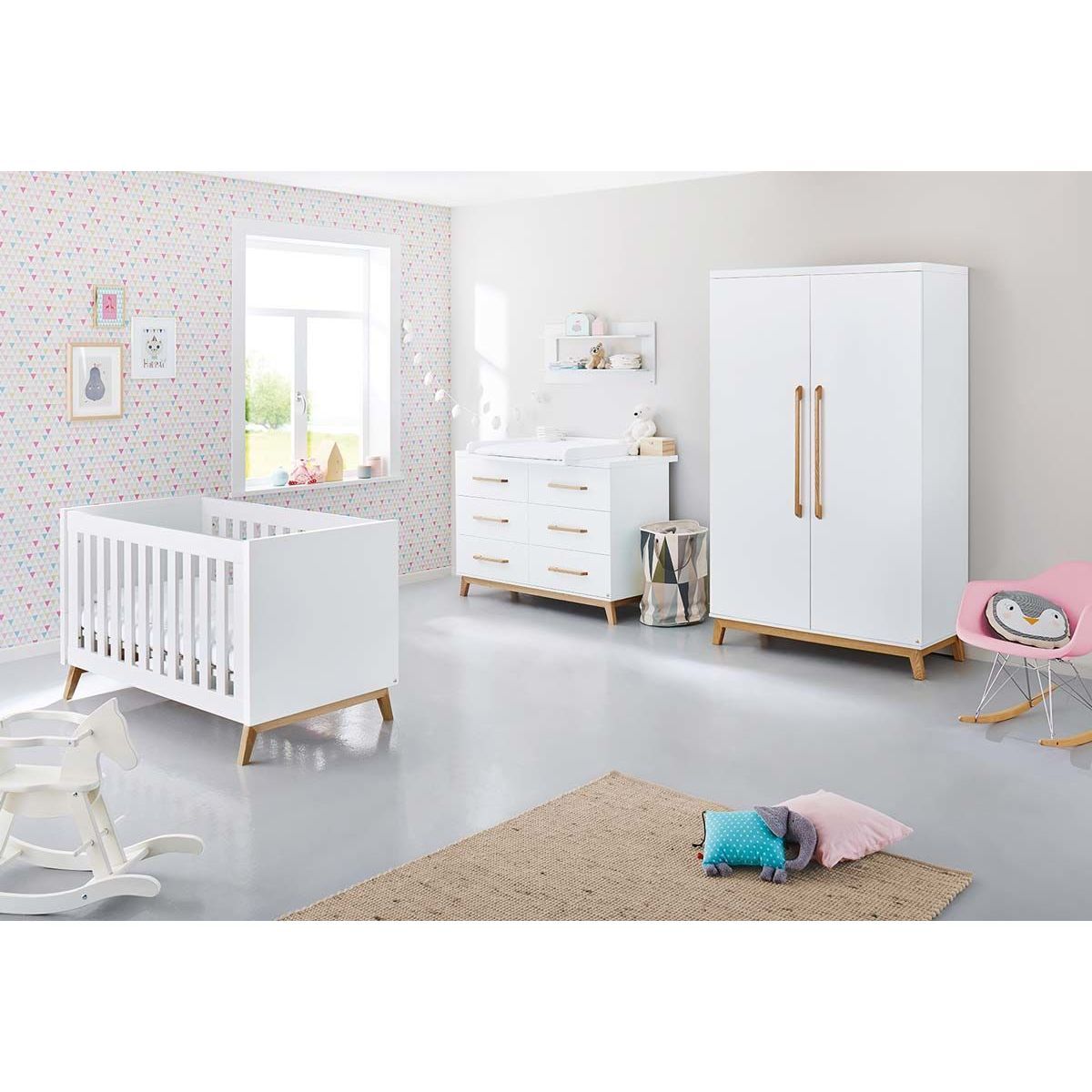 Pinolino Riva Babyzimmer-Set 3-tlg. extrabreit, weiß, 1x Kinderbett, 1x Wickelkommode, 1x Kleiderschrank