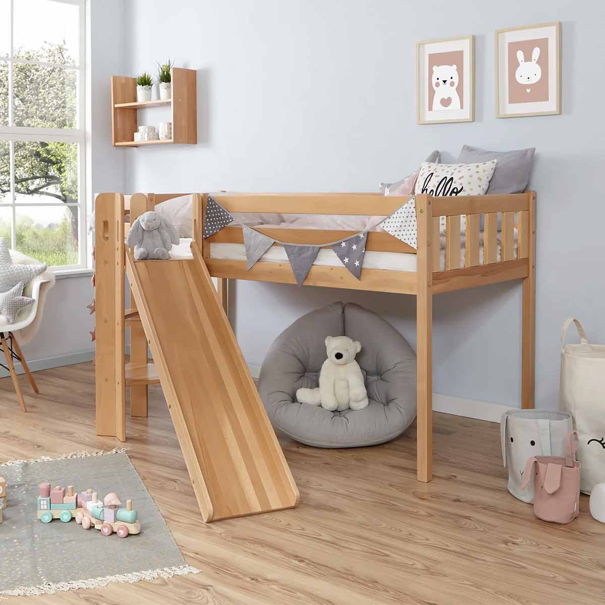 Ticaa Ekki Podestbett mit Rutsche Buche natur Massivholz