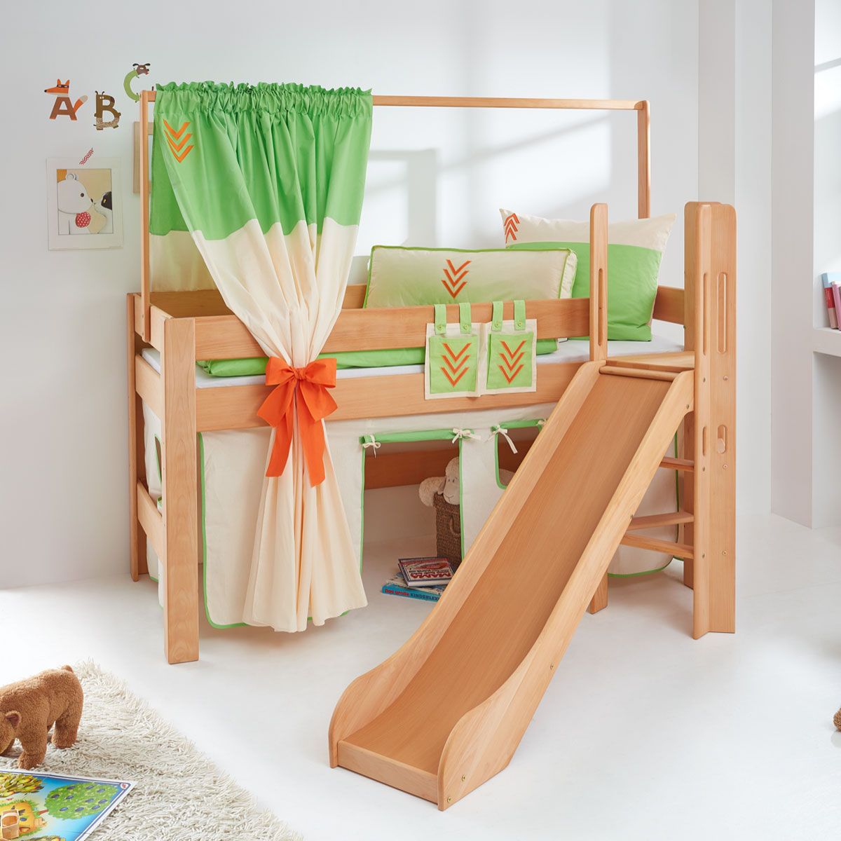 Relita LEO Spielbett Buche massiv geölt mit Rutschenturm und Himmelstange